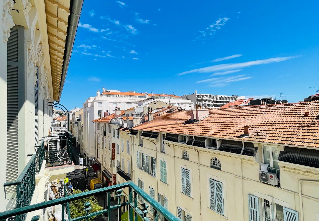 Appartement à Cannes - Côté Sud / Plein centre beau 2 chambres