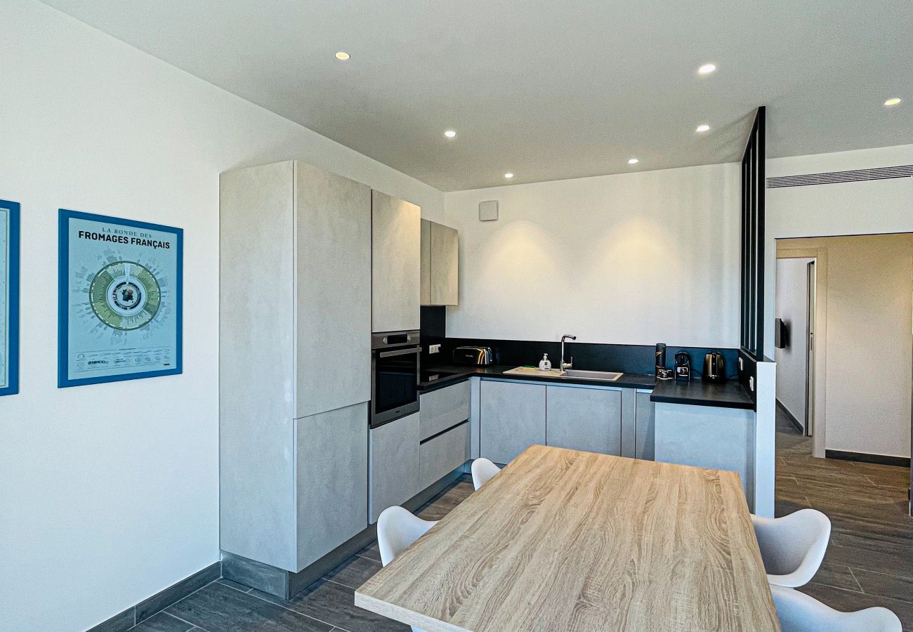 Appartement à Cannes - Côté Sud / Plein centre beau 2 chambres