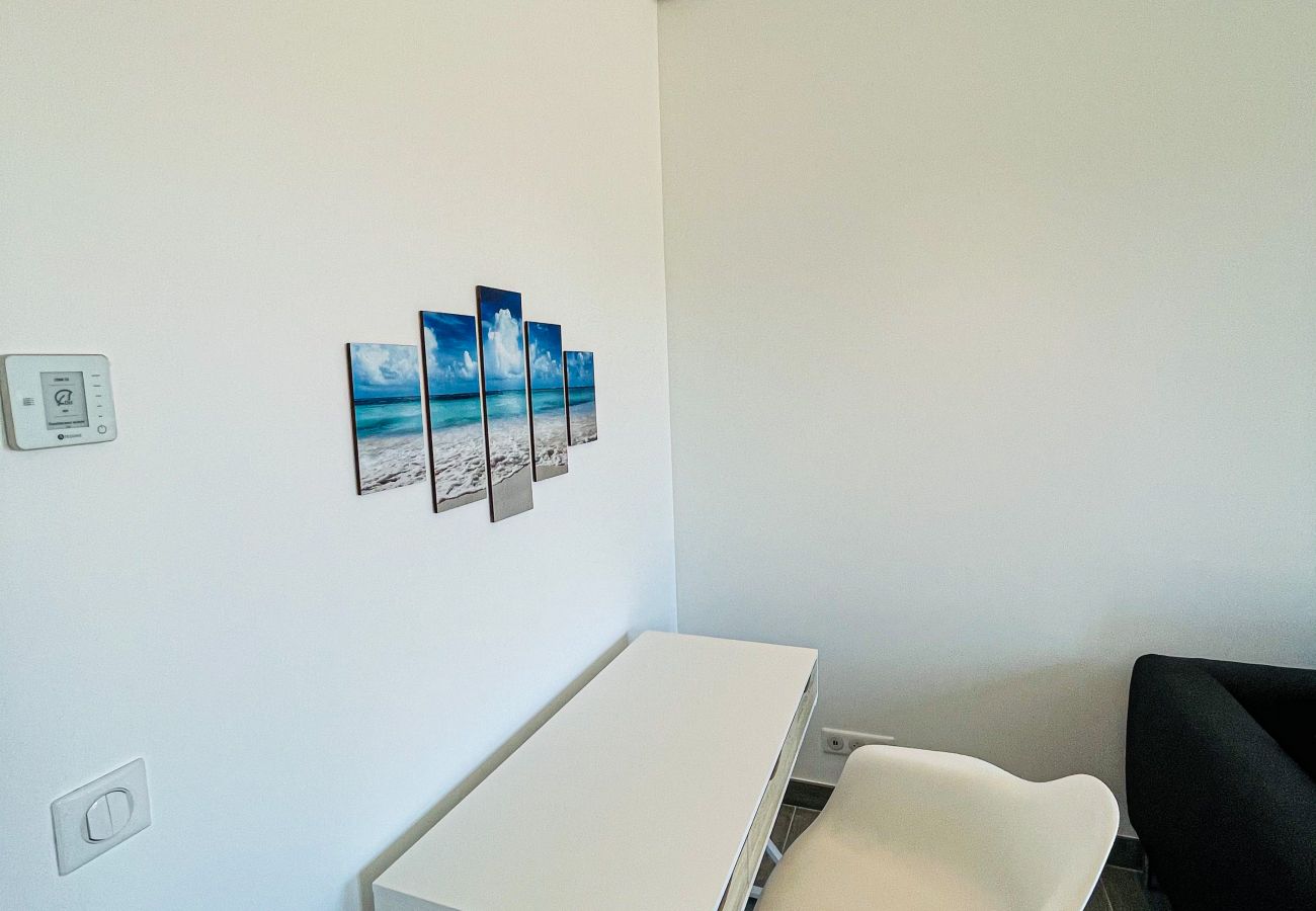 Appartement à Cannes - Côté Sud / Plein centre beau 2 chambres