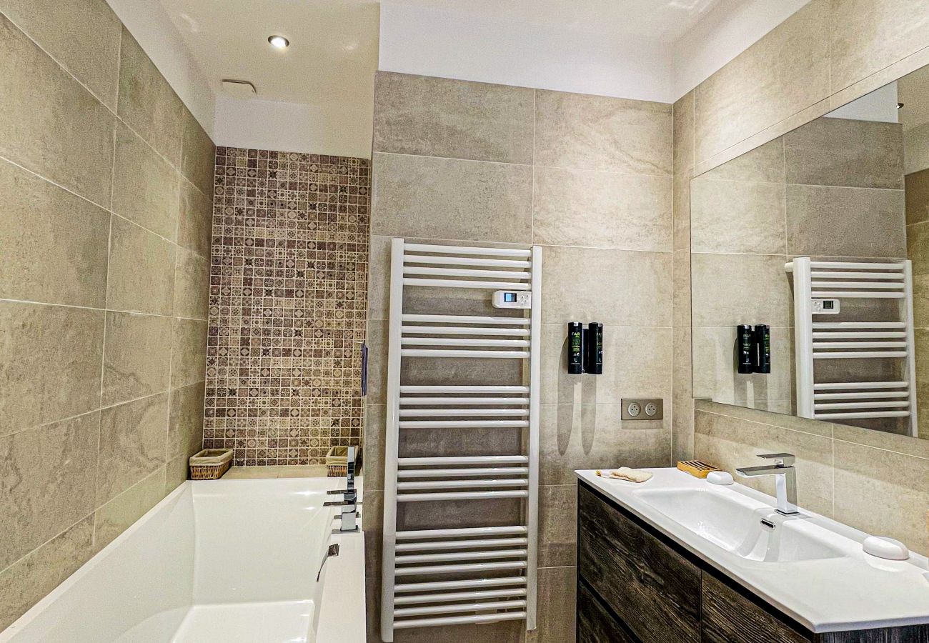 Appartement à Cannes - Splendide 3 Chambres / couleur nature