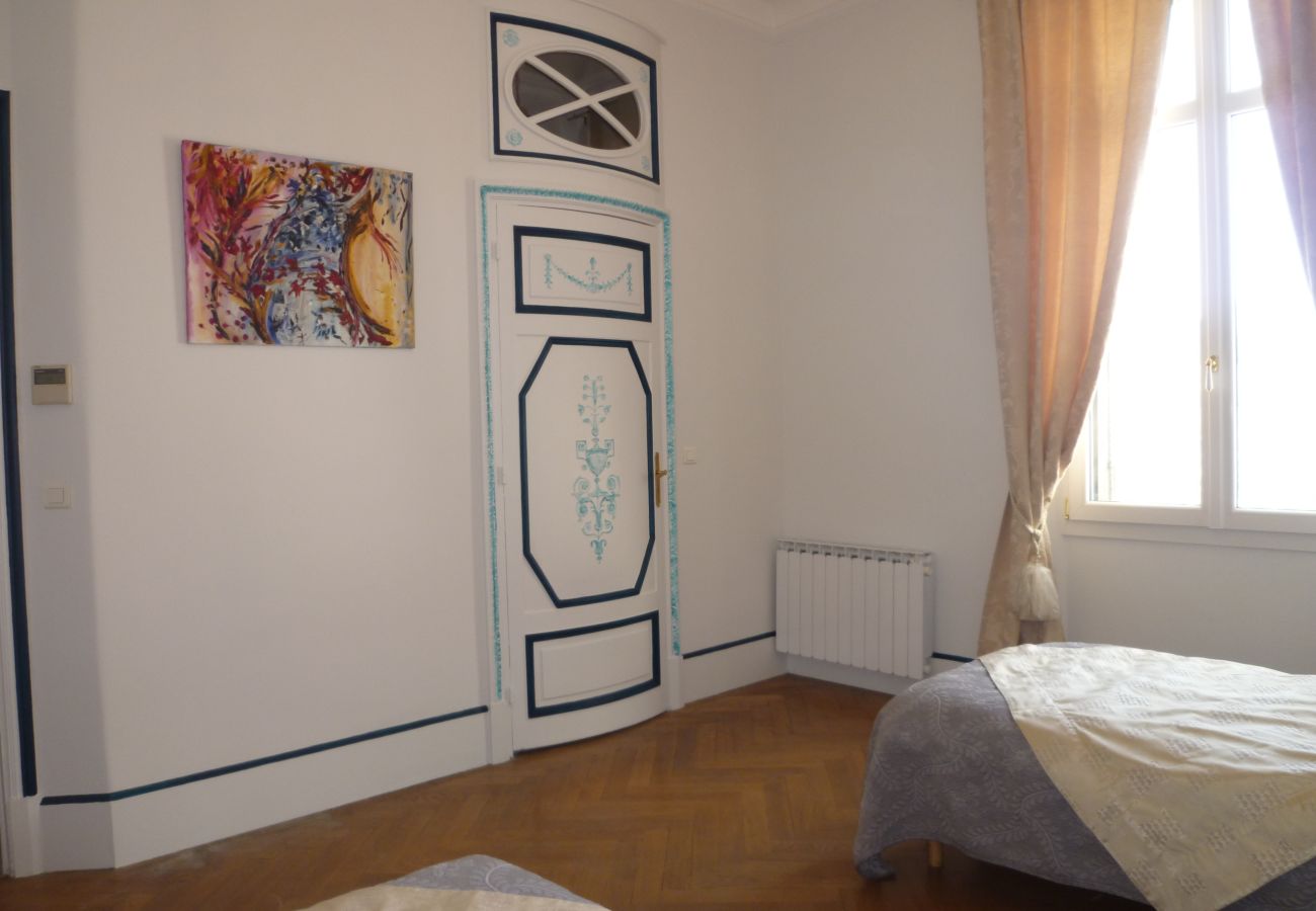 Appartement à Cannes - GAZ5213 / Incomparable 4 pièces Port