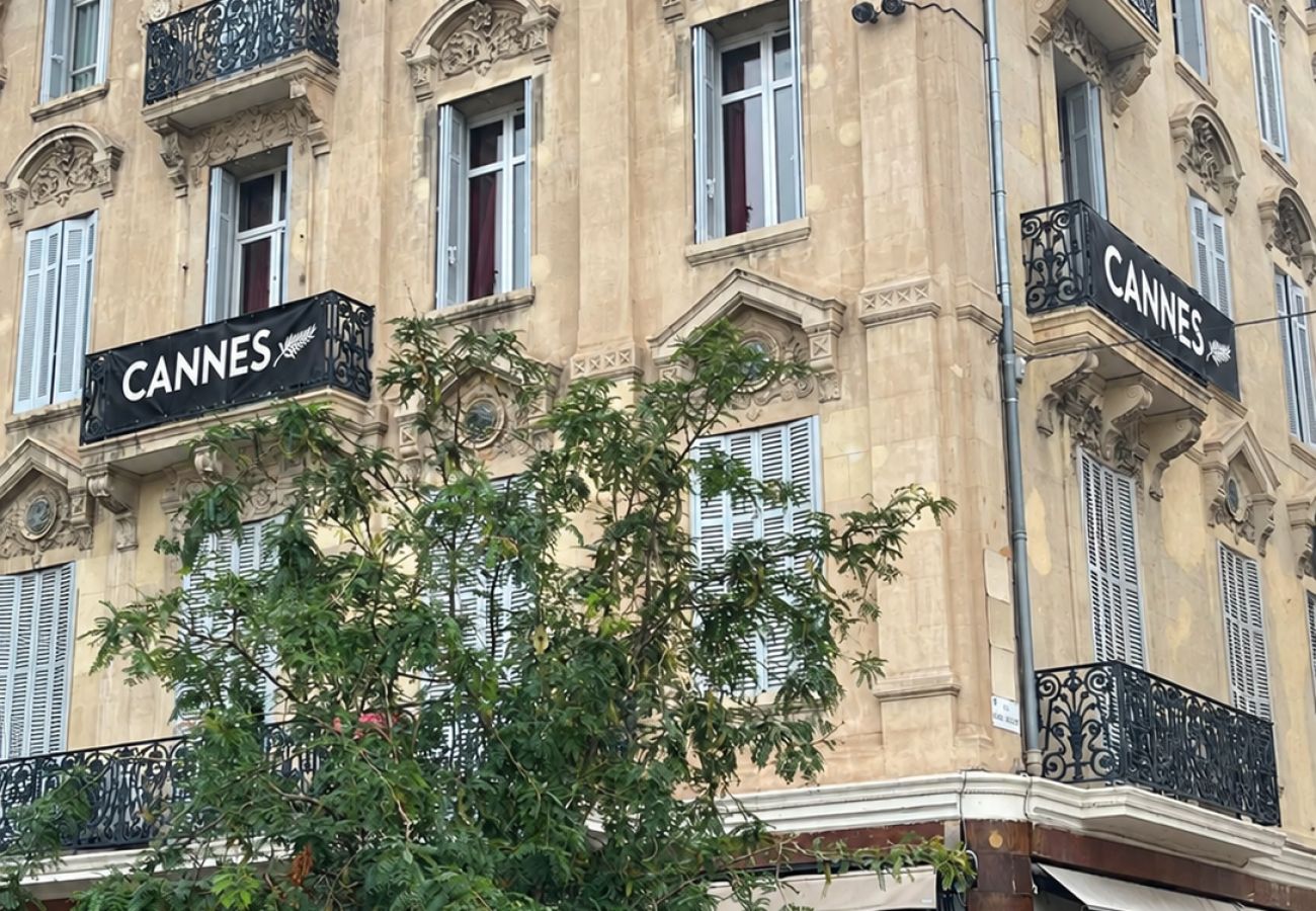 Appartement à Cannes - GAZ5213 / Incomparable 4 pièces Port