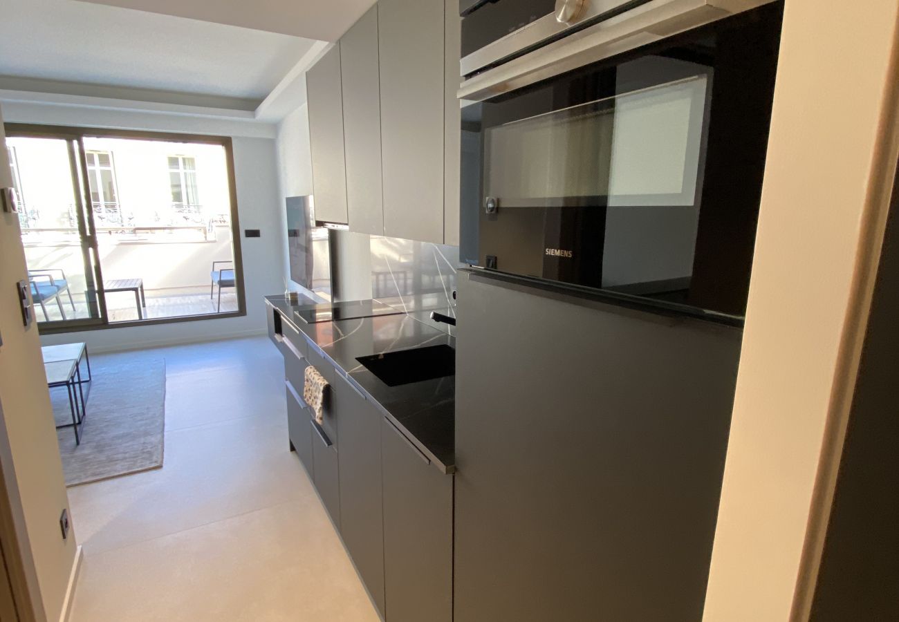 Studio à Cannes - DAV509 / Lumineux 2 pièces terrasse Gray D'Albion