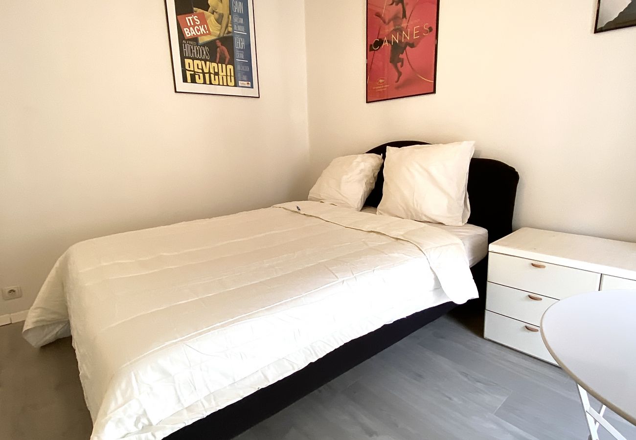 cuisine indépendante avec rangements optimisés