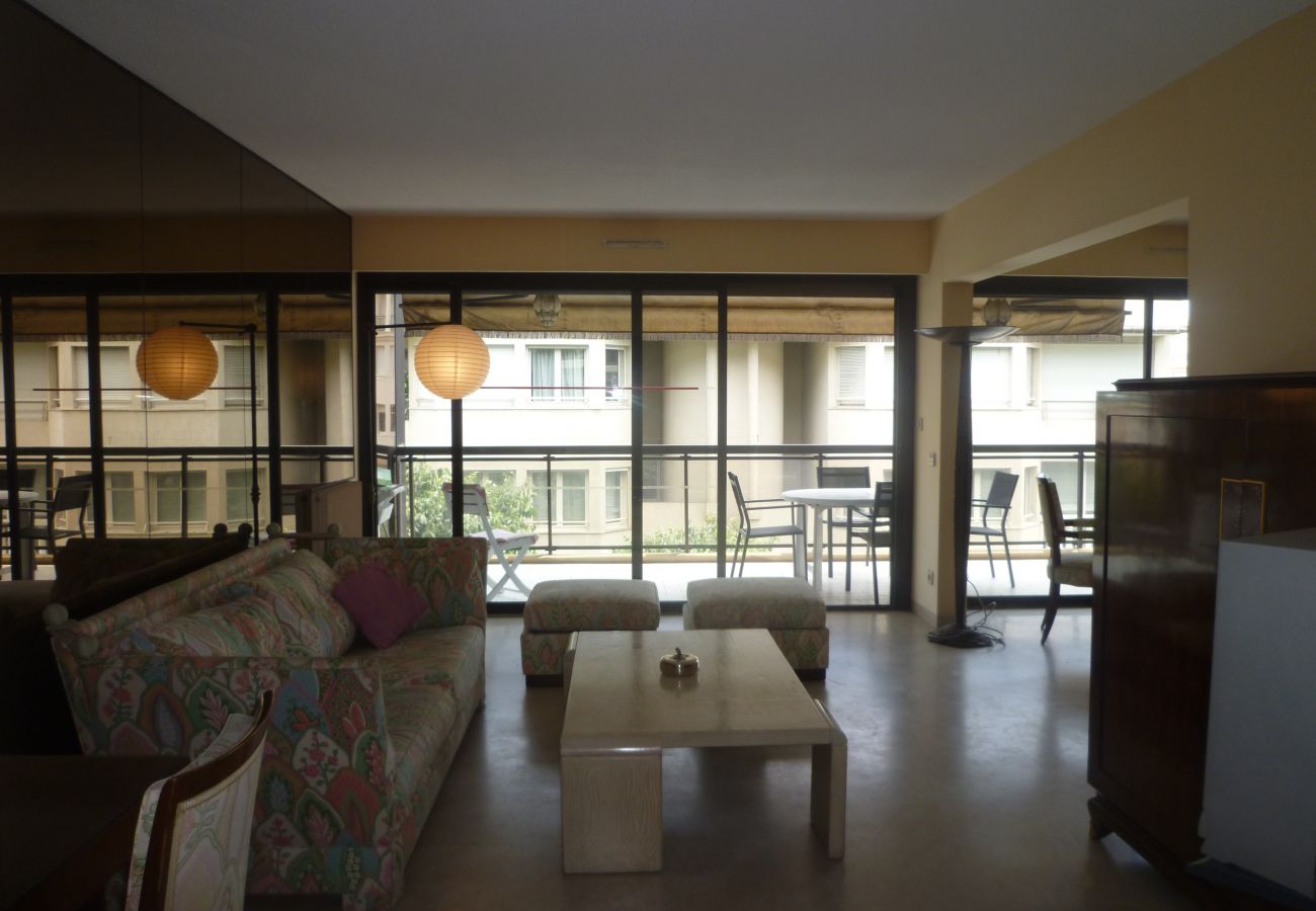 Appartement à Cannes - JC145 / Jardins de la Croisette / 3P