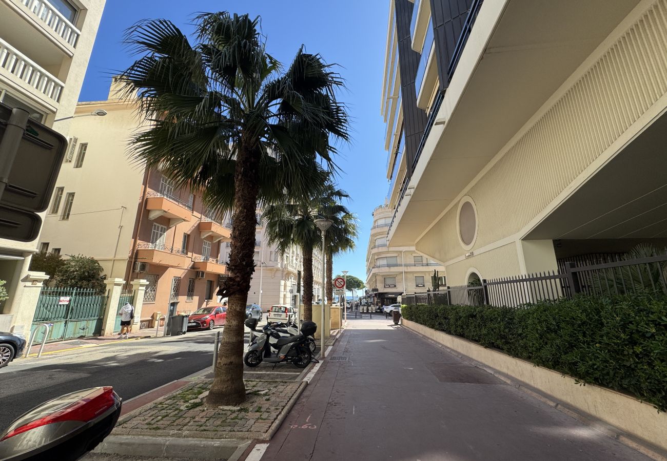 Appartement à Cannes - JC145 / Jardins de la Croisette / 3P