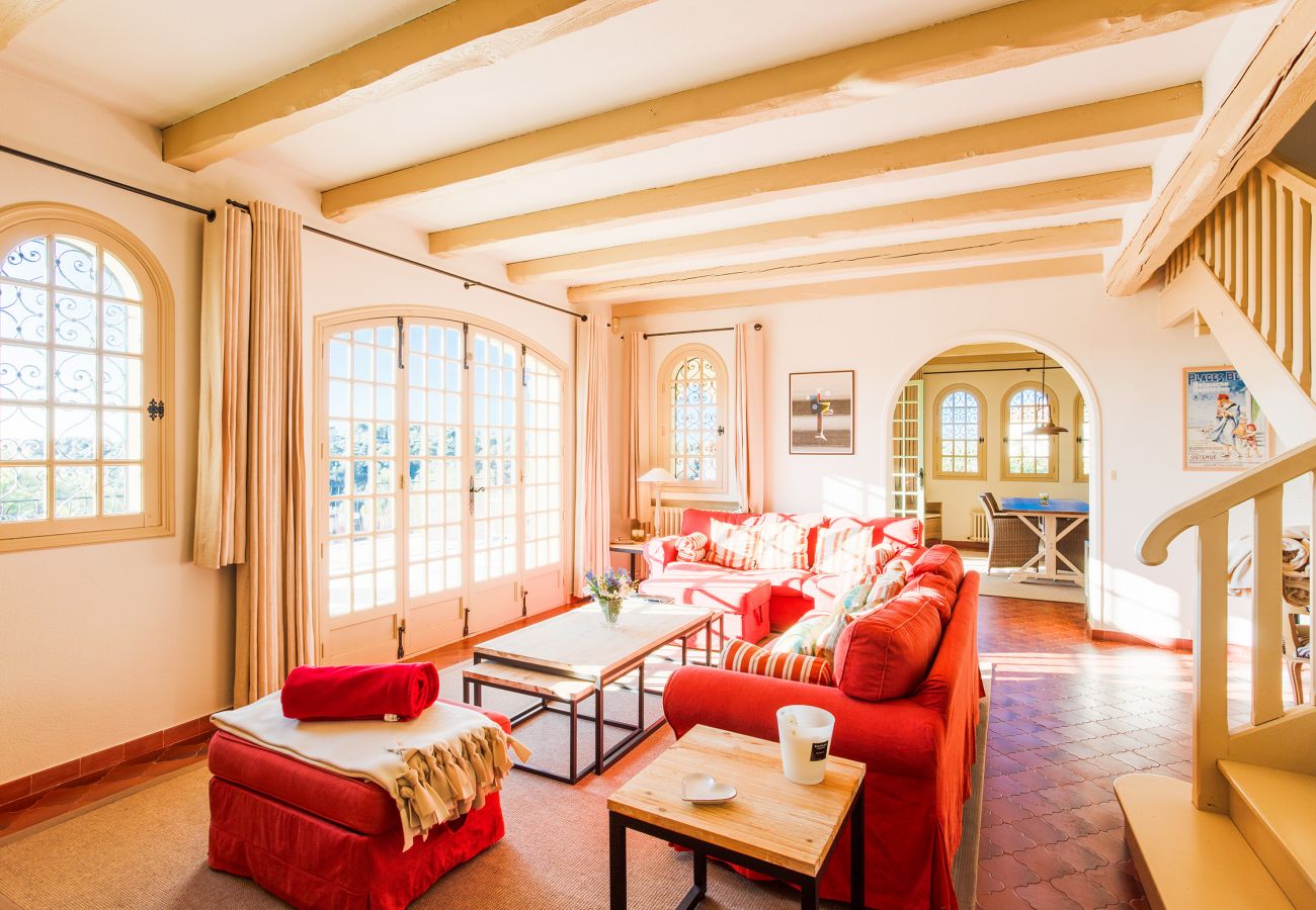 Villa à Roquefort-les-Pins - Villa Les Feuillets  VI4250 by Riviera Holiday Hom