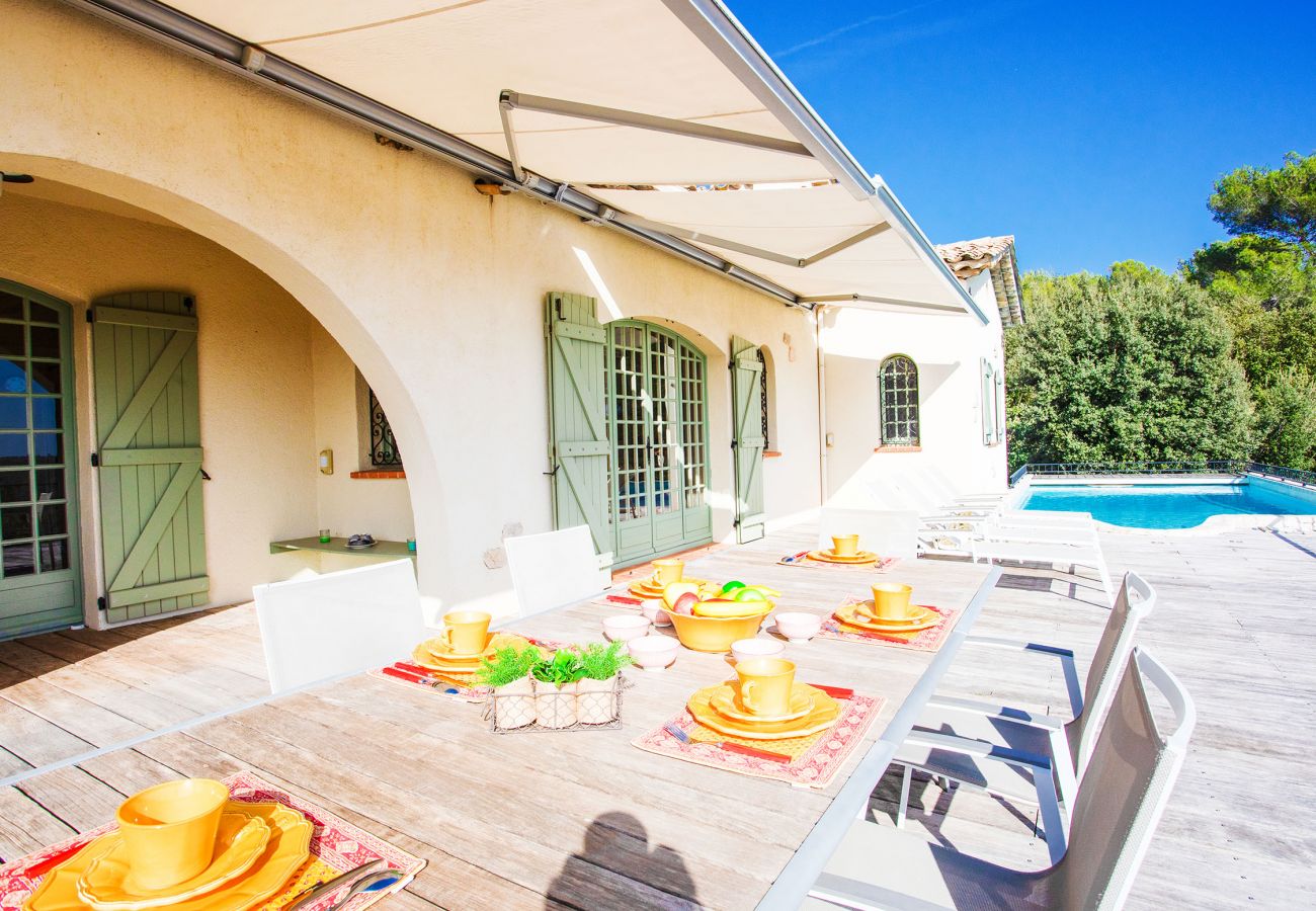 Villa à Roquefort-les-Pins - Villa Les Feuillets  VI4250 by Riviera Holiday Hom