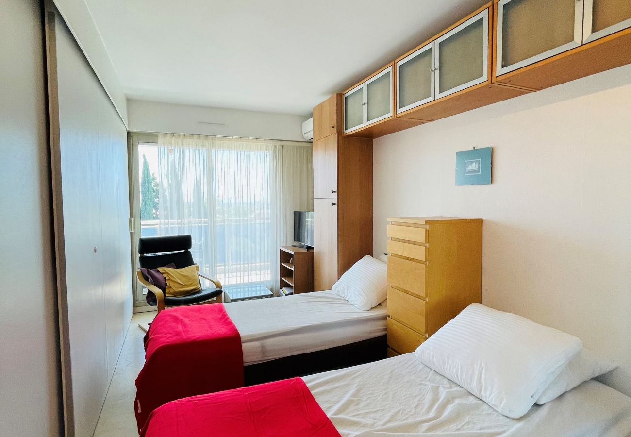 Appartement à Cannes - Floriana - 2 pièces residence piscine