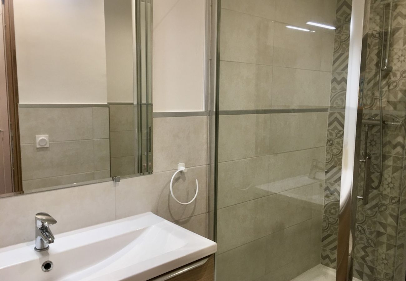 Appartement à Cannes - Suquet 3 pièces  /MAS1414