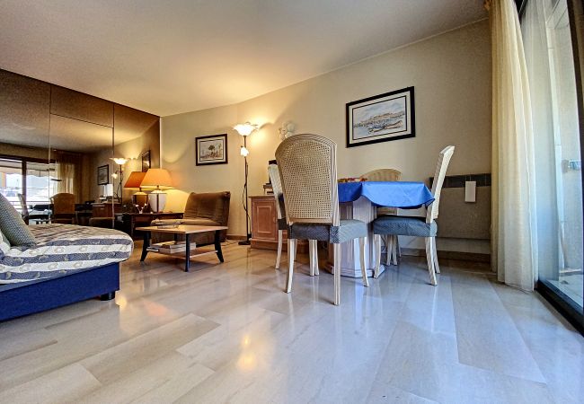 Appartement à Cannes - ARN5326 Eden Palace / 2P