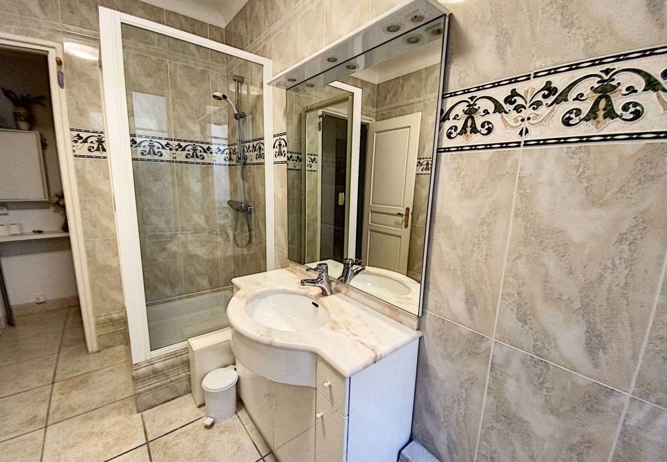 Appartement à Cannes - MEI134 / grand 2 pièces proche plages