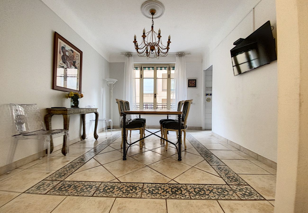 Appartement à Cannes - MEI134 / grand 2 pièces proche plages
