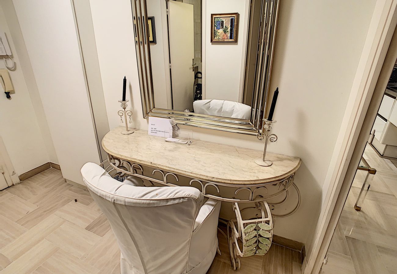 Appartement à Cannes - SCI537 / Magnifique apt situé au Gray d'Albion