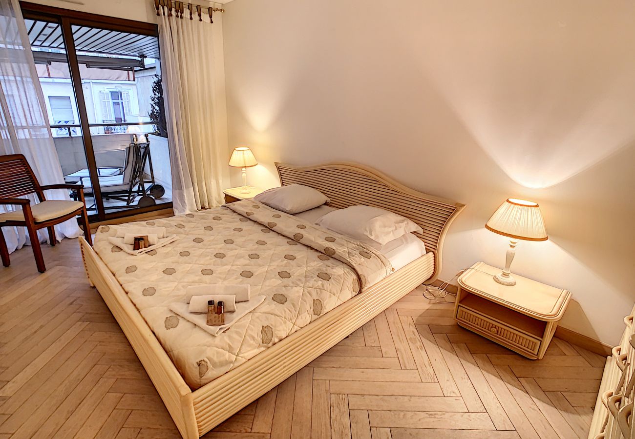 Appartement à Cannes - SCI537 / Magnifique apt situé au Gray d'Albion