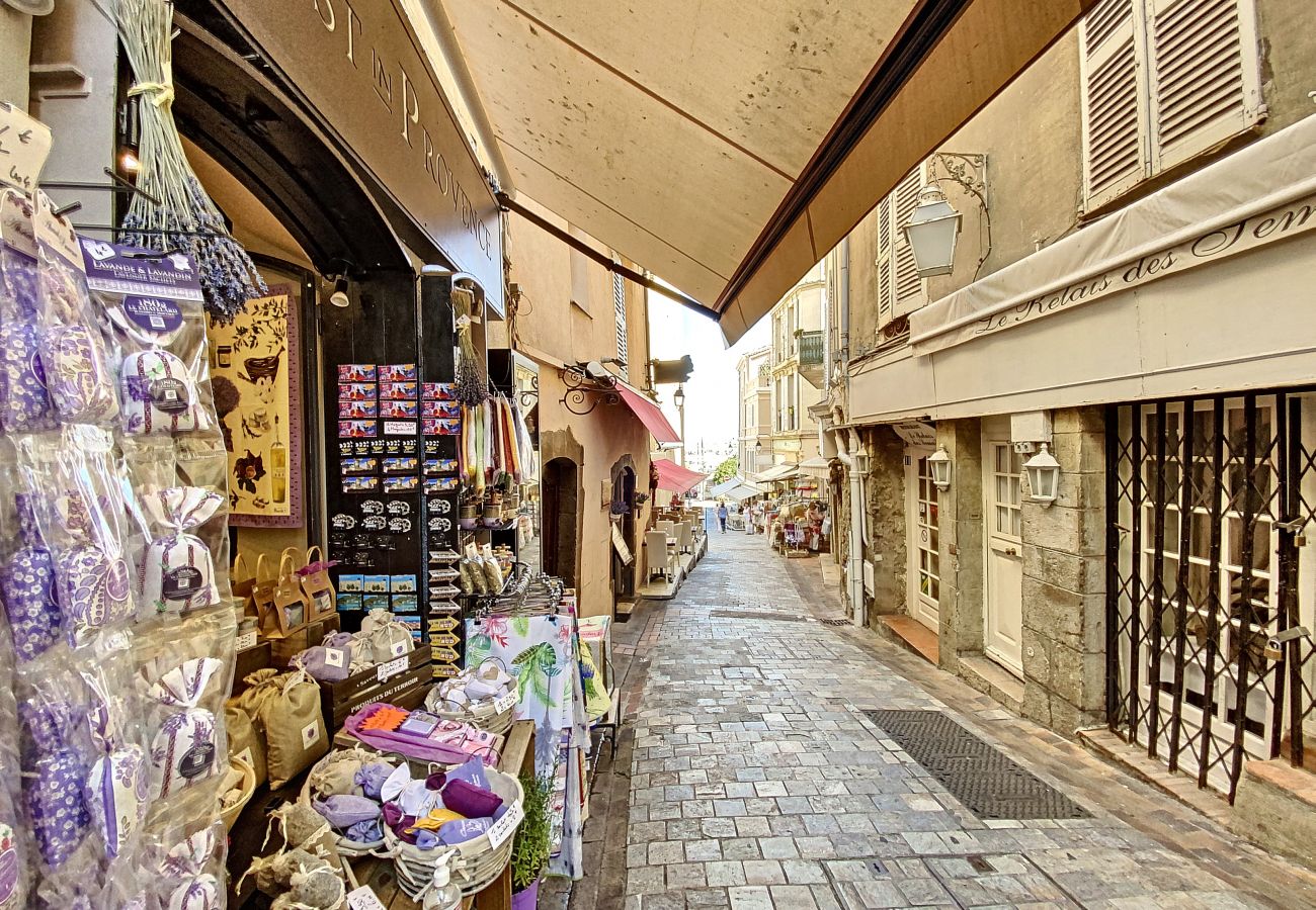 Appartement à Cannes - Saint Antoine/ MAS1413 / 2 pièces