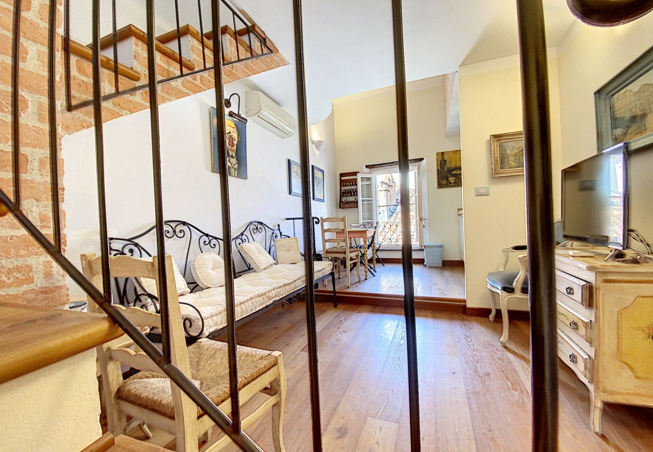 Appartement à Cannes - Saint Antoine/ MAS1413 / 2 pièces