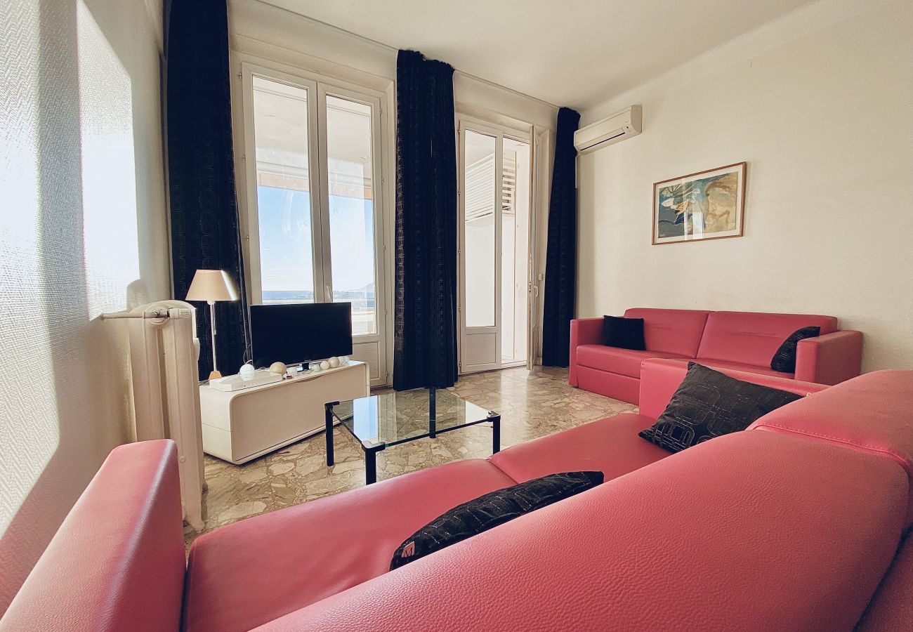 Appartement à Cannes - FON5581 / 2 pieces Terrasse Vue Mer/ GALLIA