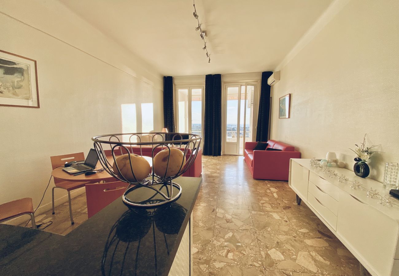 Appartement à Cannes - FON5581 / 2 pieces Terrasse Vue Mer/ GALLIA