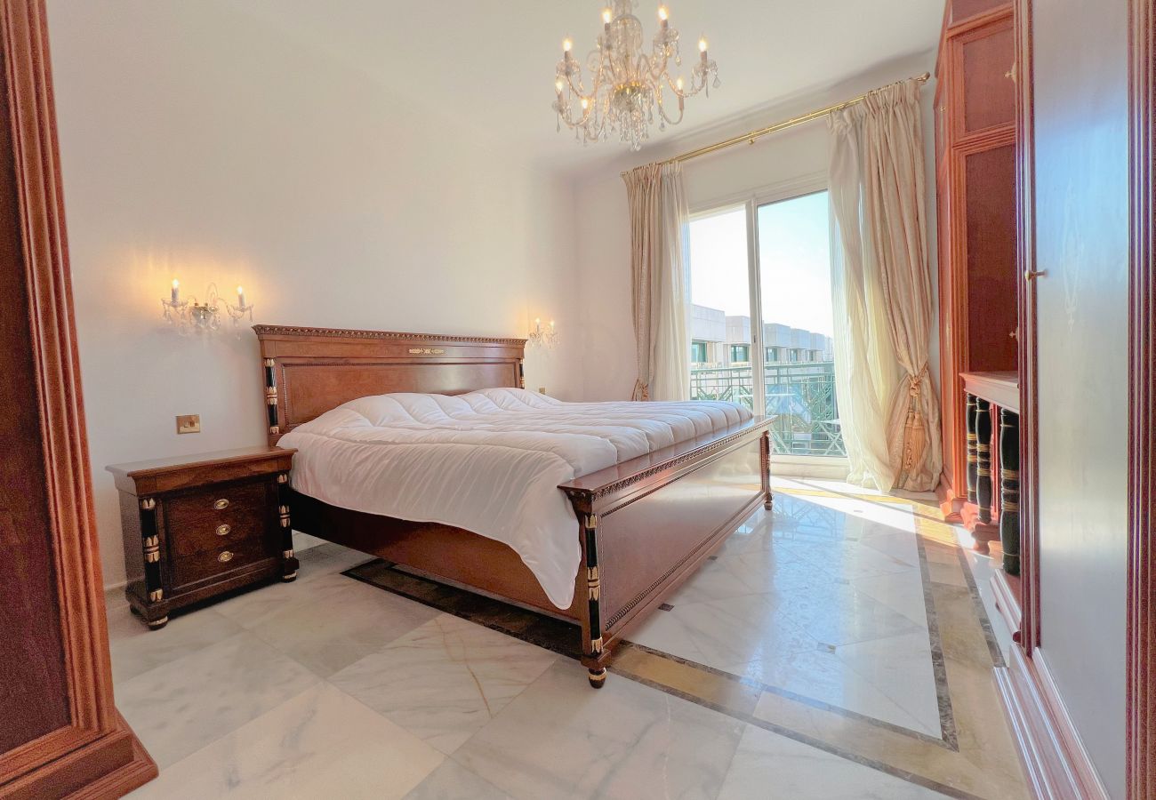 Appartement à Cannes - FON3 / Exceptionnel 5 pièces vue mer