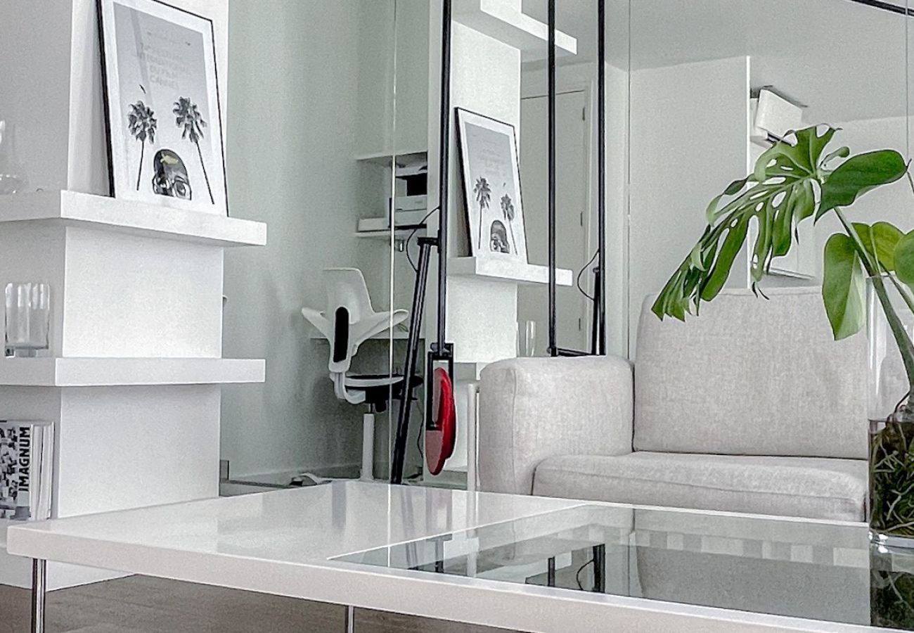 Appartement à Cannes - ARU117 / Remarquable 3 pièces central