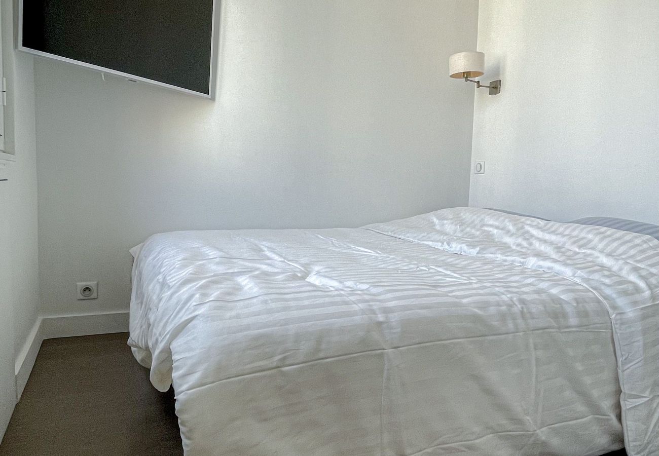 Appartement à Cannes - ARU117 / Remarquable 3 pièces central