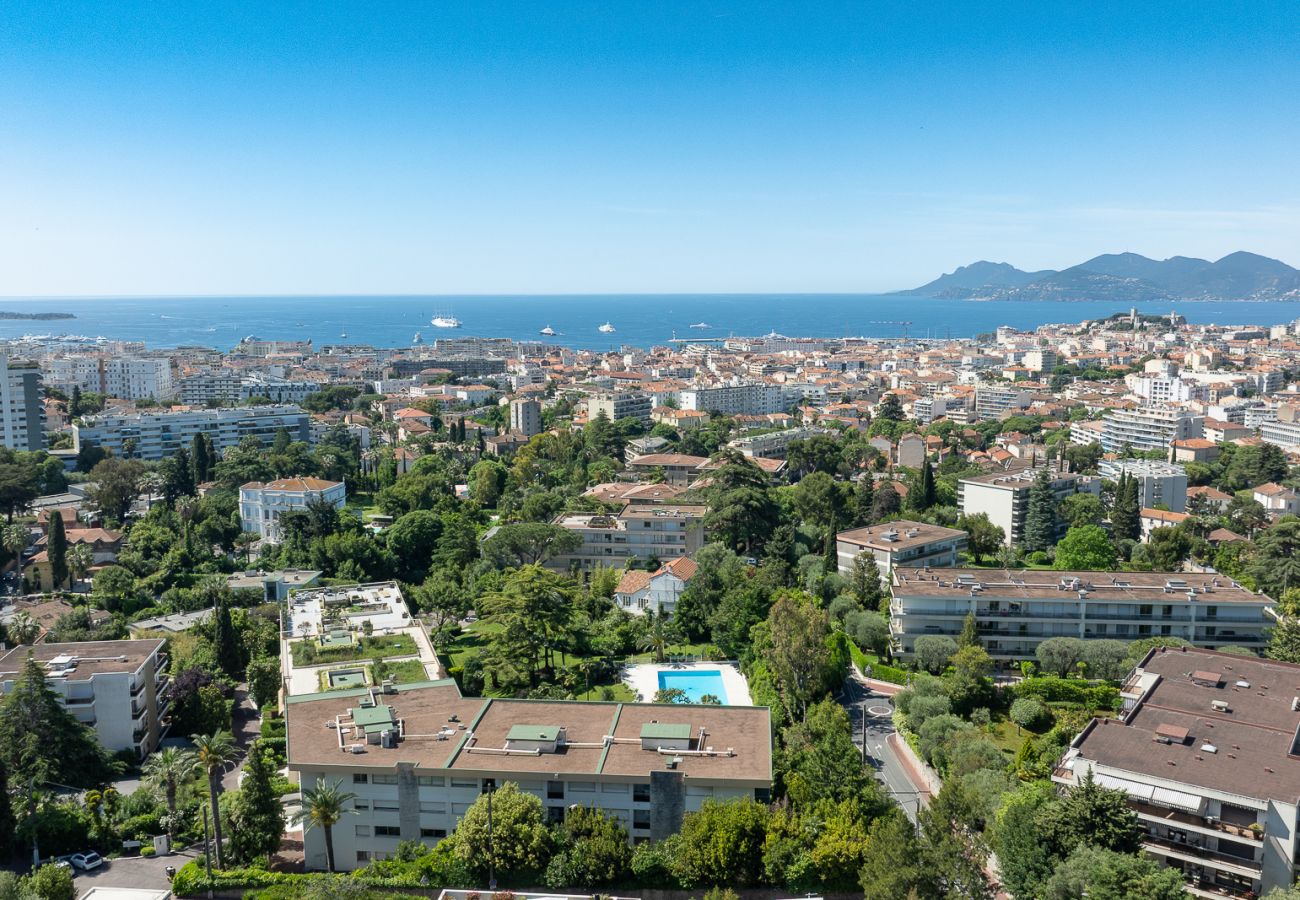 location villa 10 personnes Cannes vue mer et terrasses