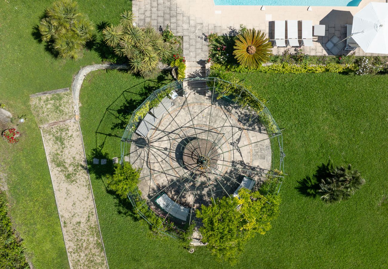 location villa Côte d’Azur jardin arboré et paisible