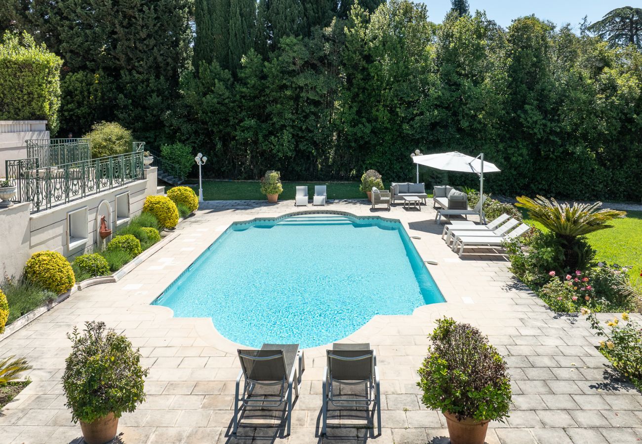 villa de luxe Cannes avec piscine et grand jardin
