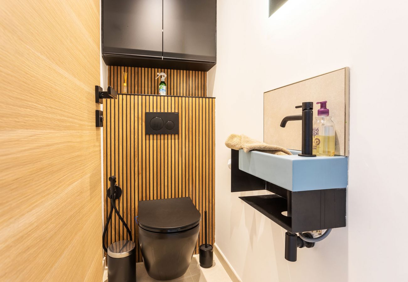 Appartement à Villefranche-sur-Mer - Agrianthe Palmiers AP4380 By Riviera Holiday Homes