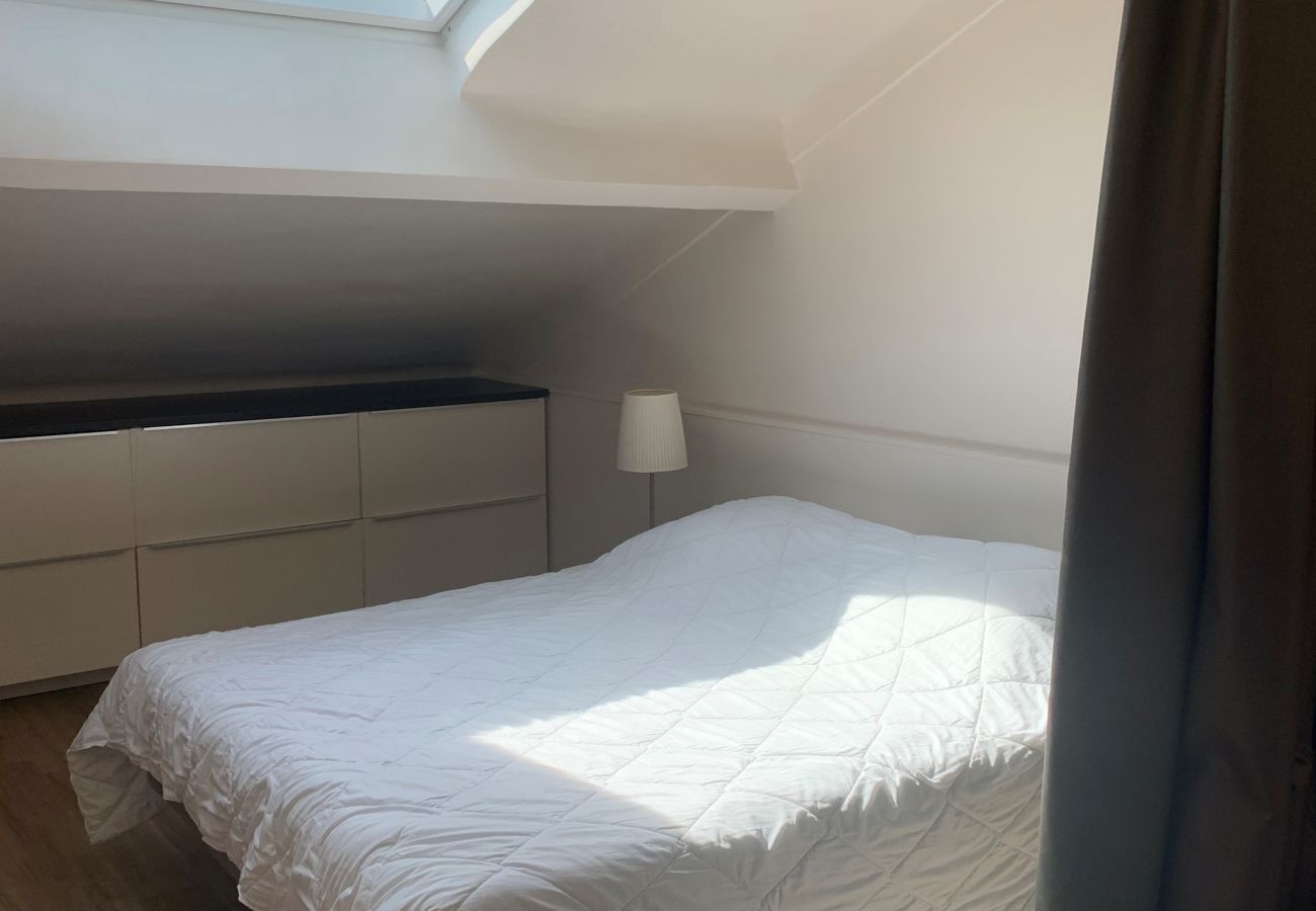 Chambre à coucher confortable et spacieuse