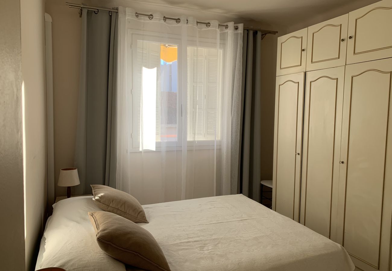 Appartement à Cannes - SIM1283 Proche mer apt familial