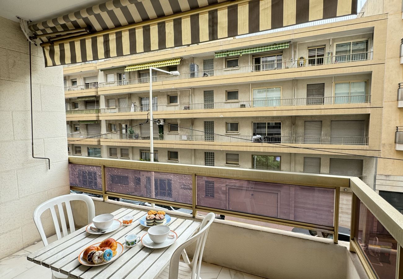 Appartement à Cannes - PHIL / Grand deux chambres terrasse 200m plage
