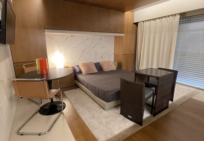 Studio à Cannes - SAN891 / Studio design