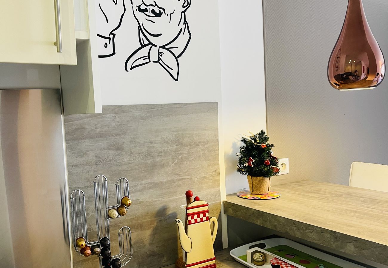 Studio à Cannes - Studio proche centre / FARN4