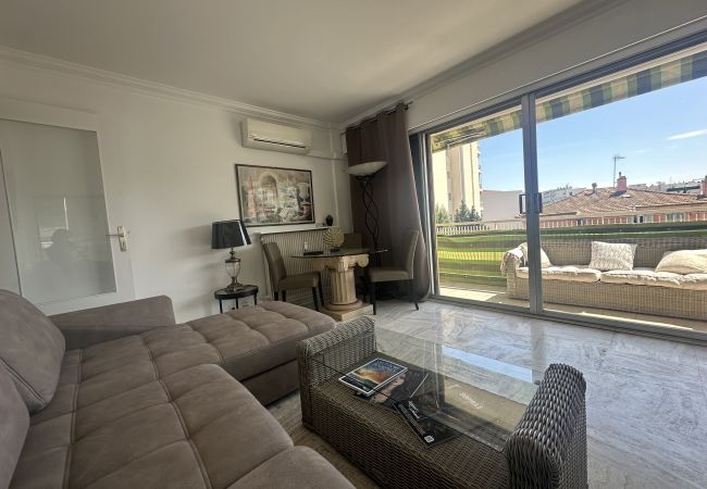 Appartement à Cannes - sk ASCOT, deux chambres proche mer