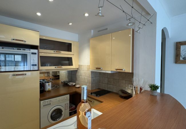 Appartement à Cannes - HAN1913 Bel apt à deux pas de la Croisette