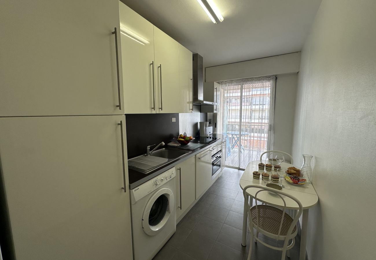 Appartement à Cannes - PEL1900 Bel appartement bien équipé