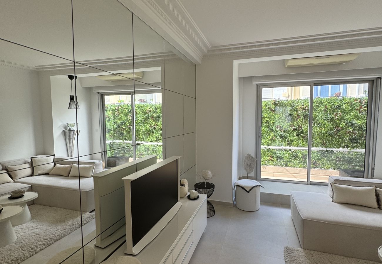 Appartement à Cannes - sk Res Miramar Apt moderne et luxueux à Cannes