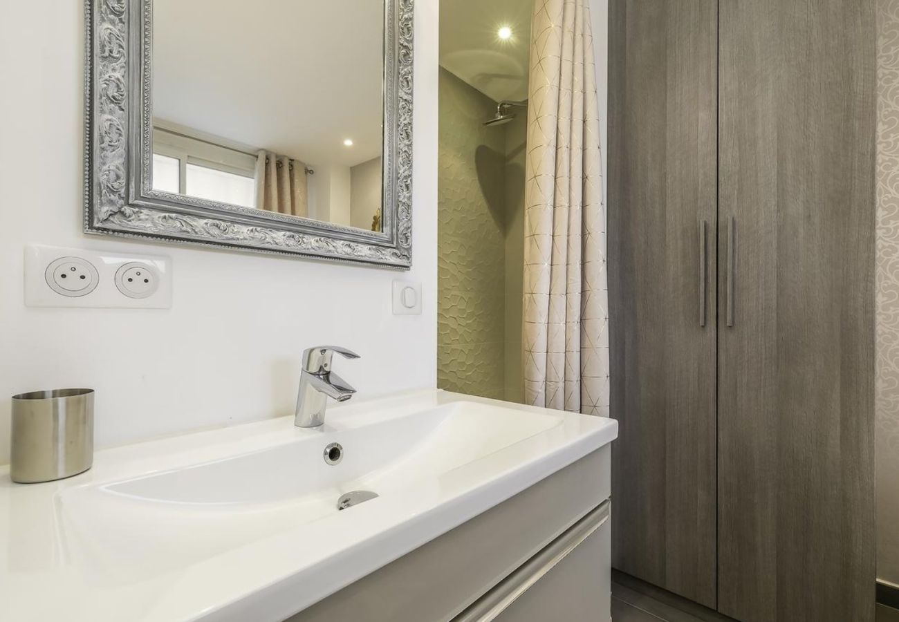 Appartement à Cannes - sk CIO1899 / Superbe T2 lumineux dans le centre