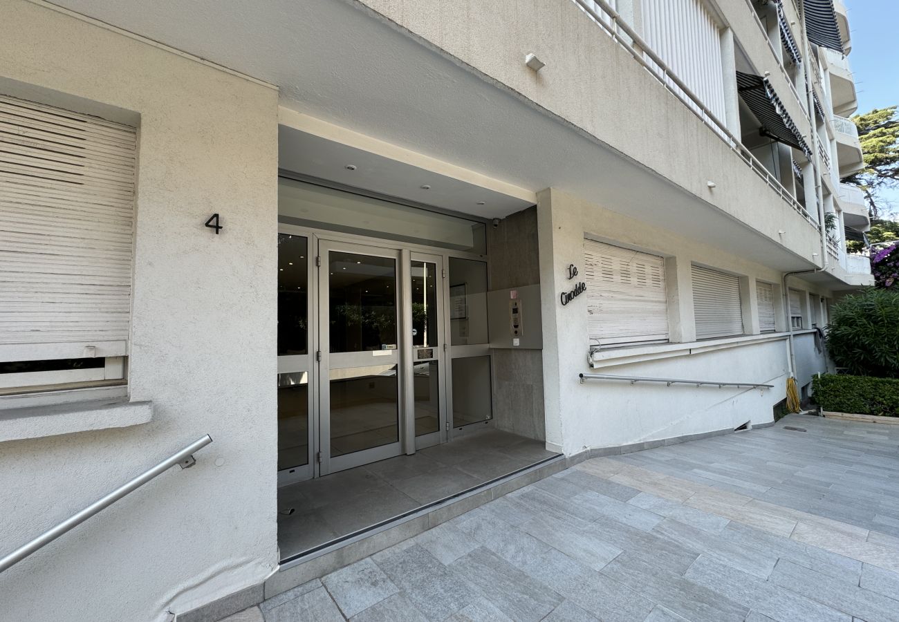 Appartement à Cannes - SIB06400