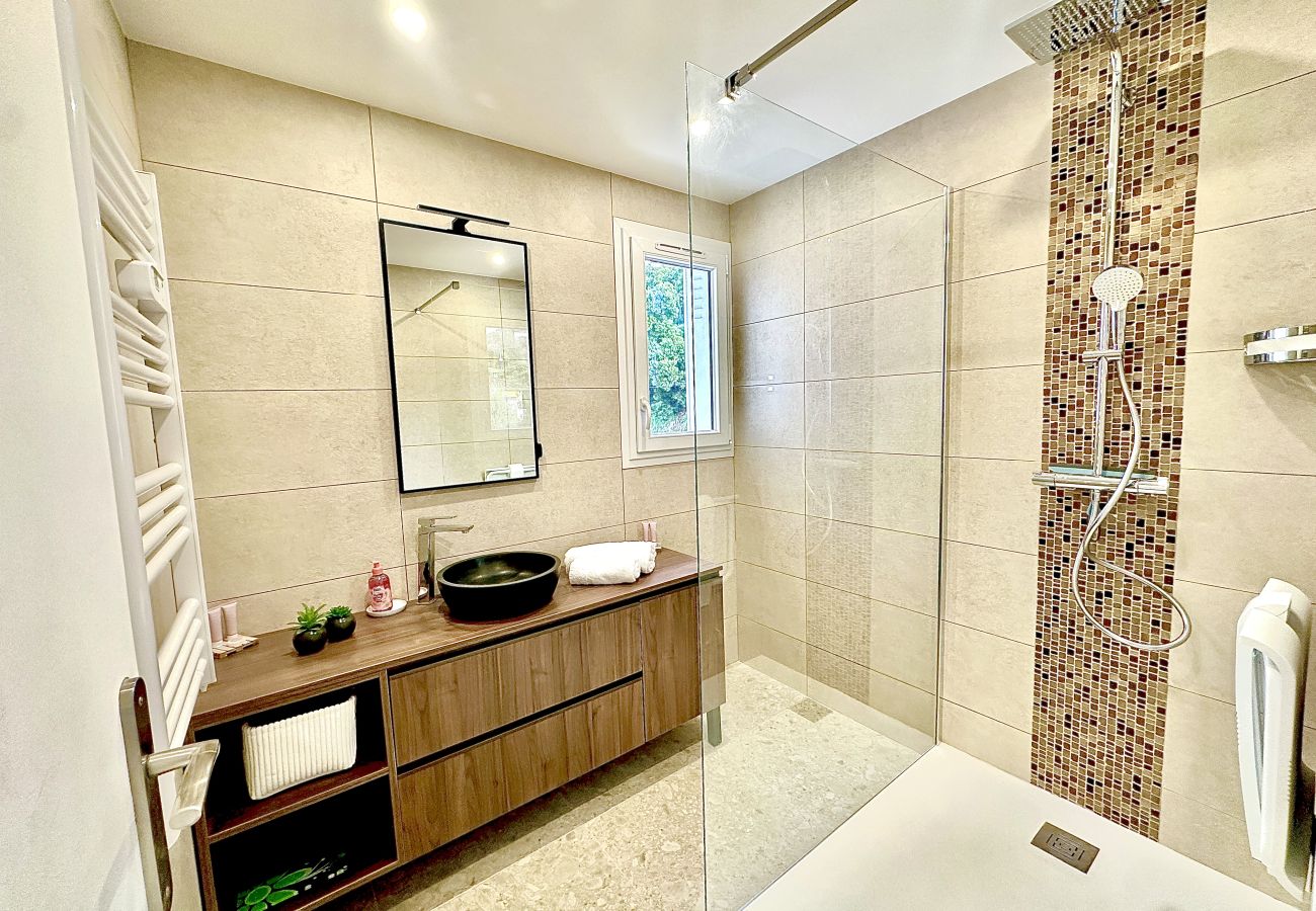 Appartement à Cannes - LE CEDRE Appartement moderne