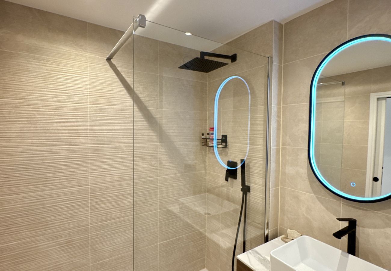 Appartement à Cannes - AZUR, moderne et proche plage