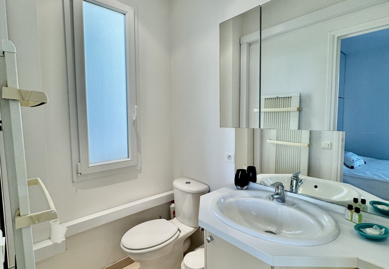 salle d’eau équipée pour confort optimal