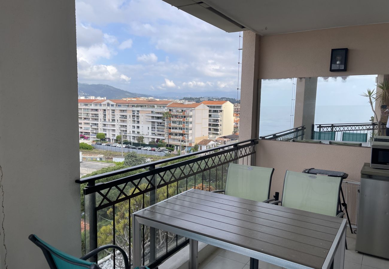 Appartement à Cannes-la-Bocca - Cannes Beach résidence / Vue mer piscine