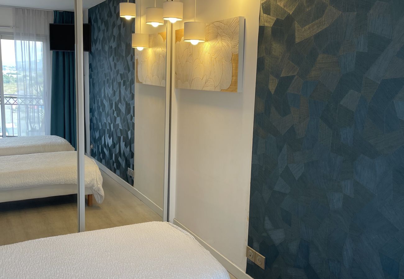 Appartement à Cannes-la-Bocca - Cannes Beach résidence / Vue mer piscine