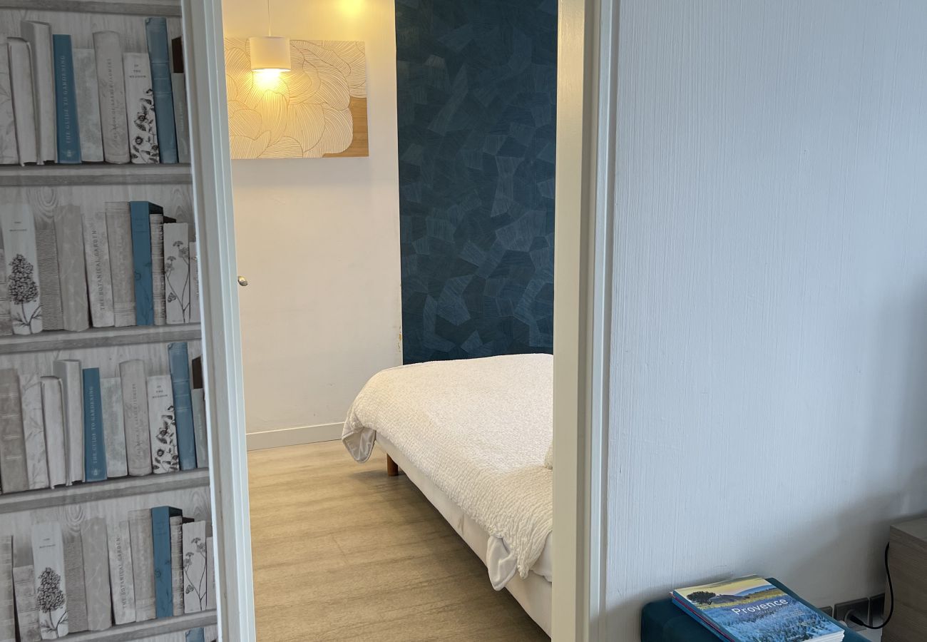 Appartement à Cannes-la-Bocca - Cannes Beach résidence / Vue mer piscine