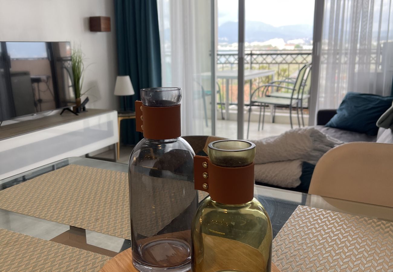 Appartement à Cannes-la-Bocca - Cannes Beach résidence / Vue mer piscine