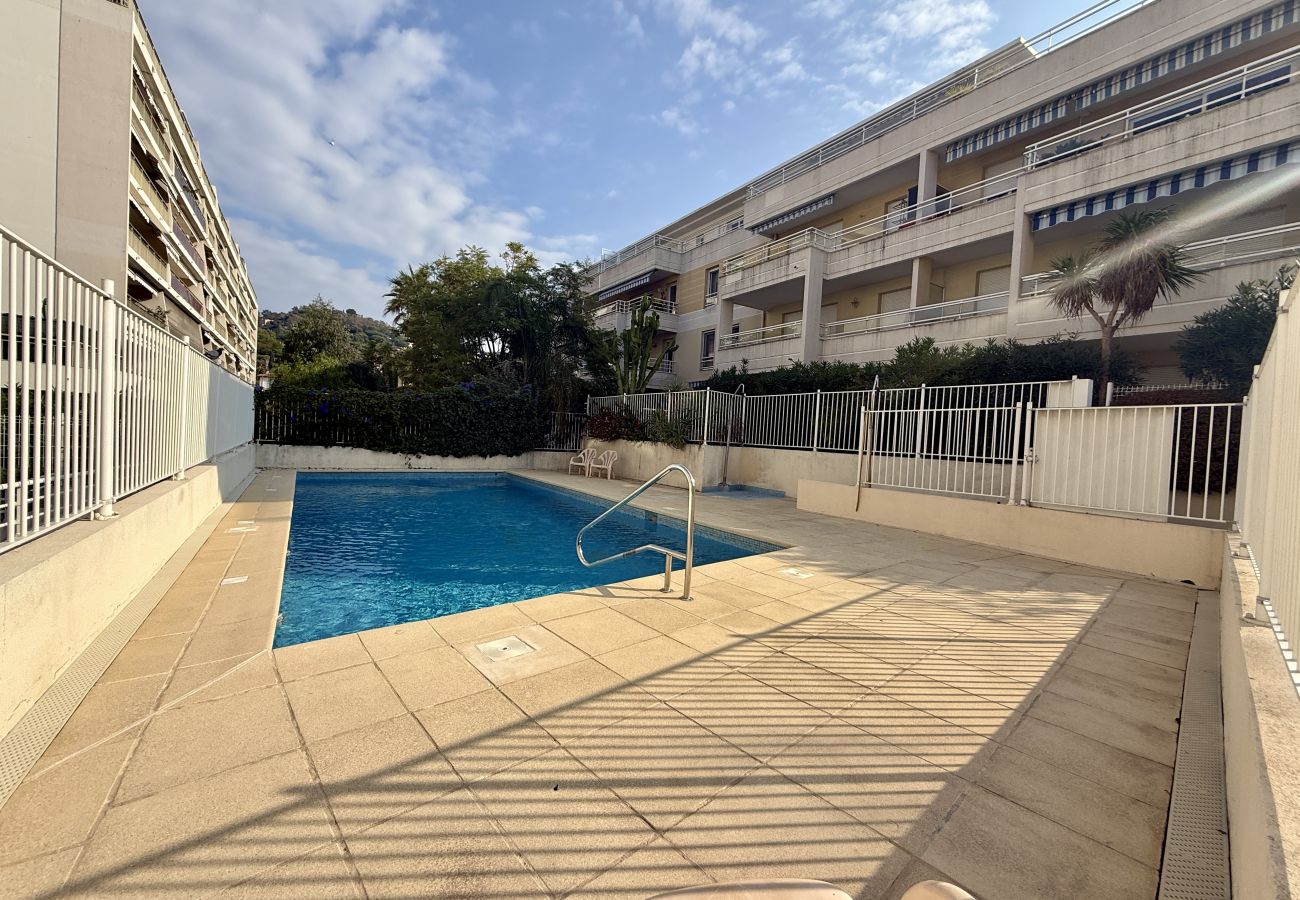 Appartement à Cannes-la-Bocca - DAPHNE