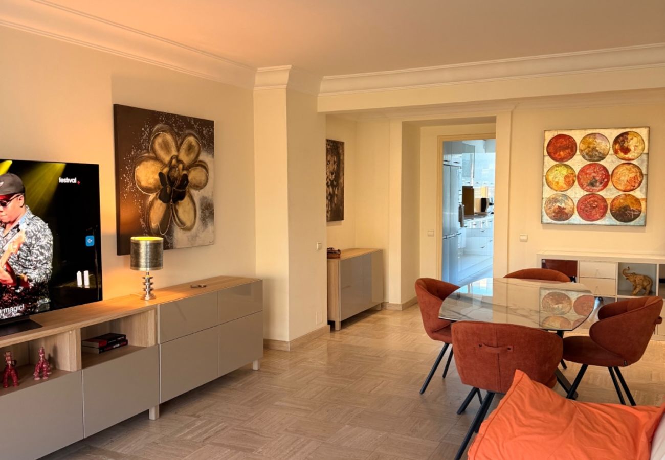 Appartement à Cannes - BELLE PLAGE 3, vue  mer